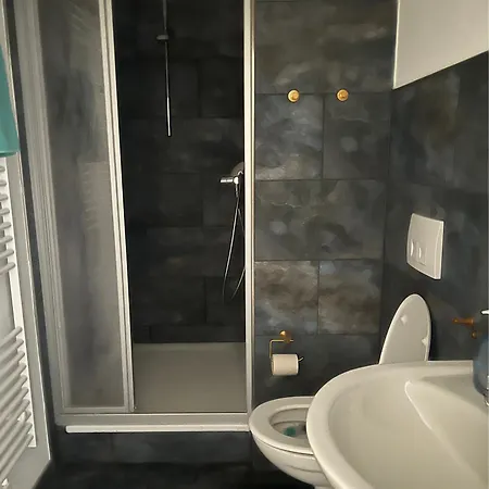 Apartmán Alter Bahnhof - Monteurswohnungen *